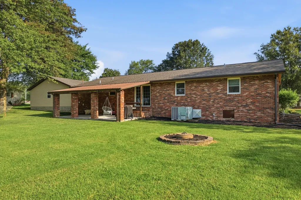 89 Perry Street Mayfield KY 42066