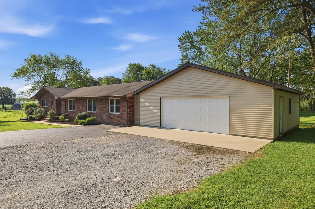 89 Perry Street Mayfield KY 42066
