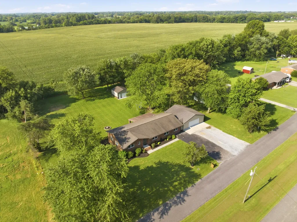 89 Perry Street Mayfield KY 42066
