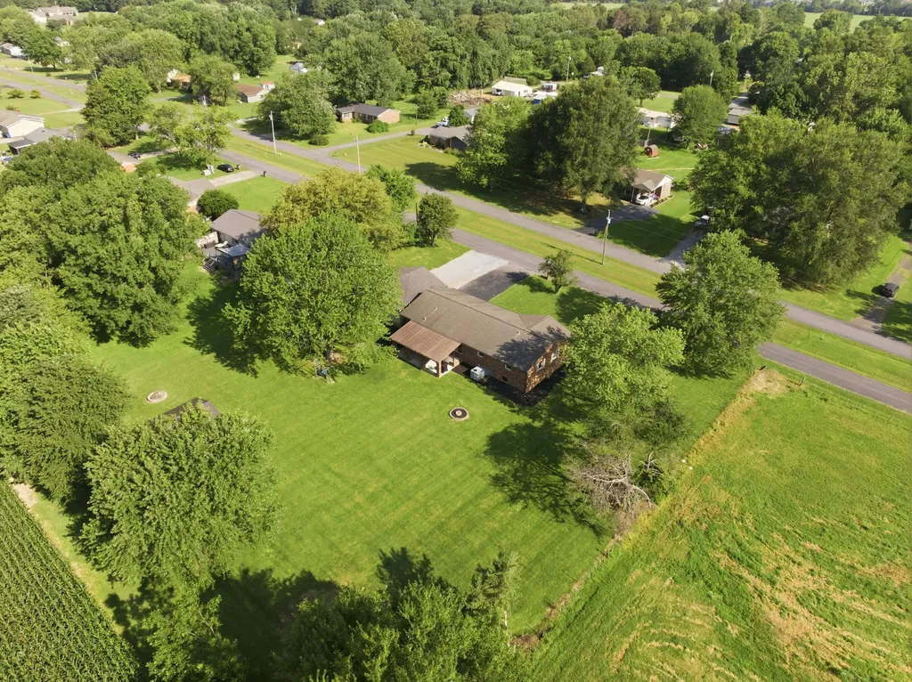 89 Perry Street Mayfield KY 42066