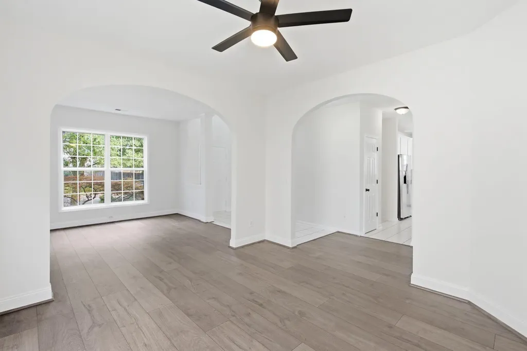 597 Hopewell Park Lexington KY 40511