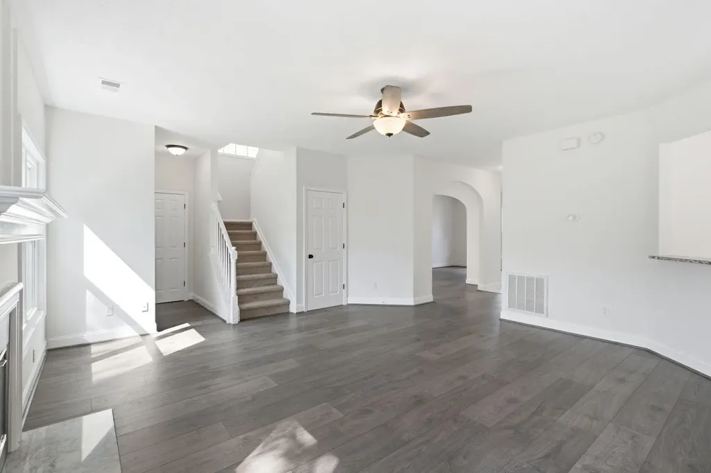 597 Hopewell Park Lexington KY 40511