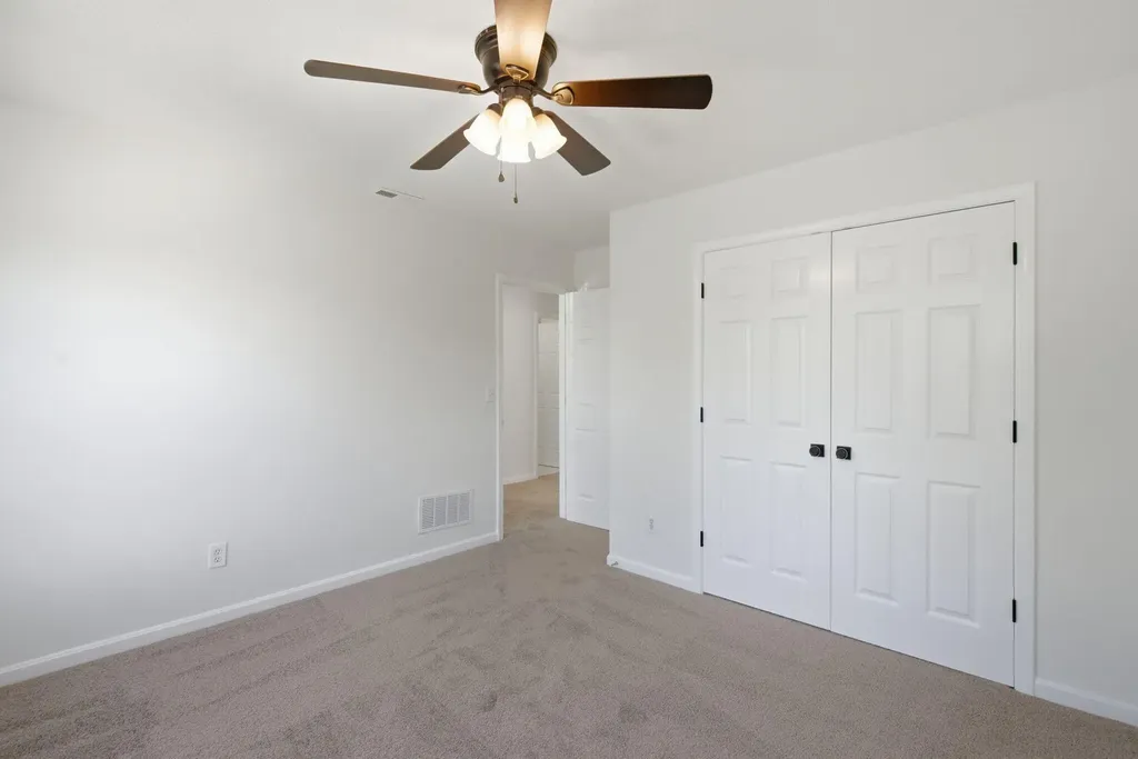 597 Hopewell Park Lexington KY 40511