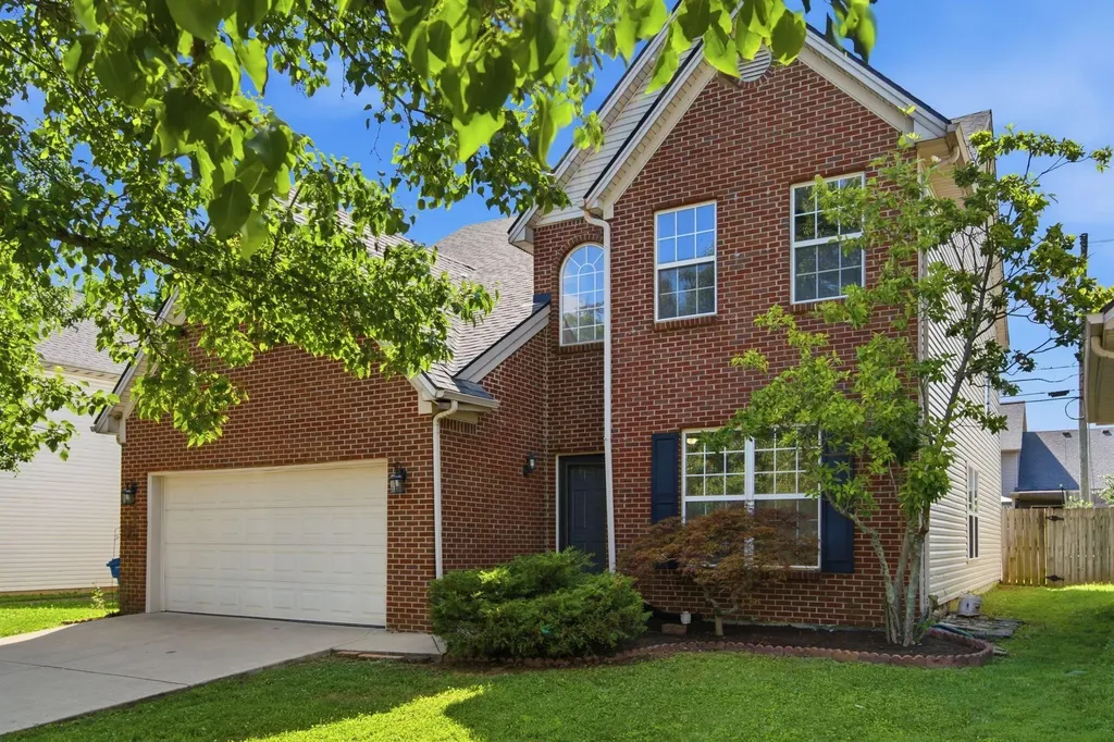 597 Hopewell Park Lexington KY 40511