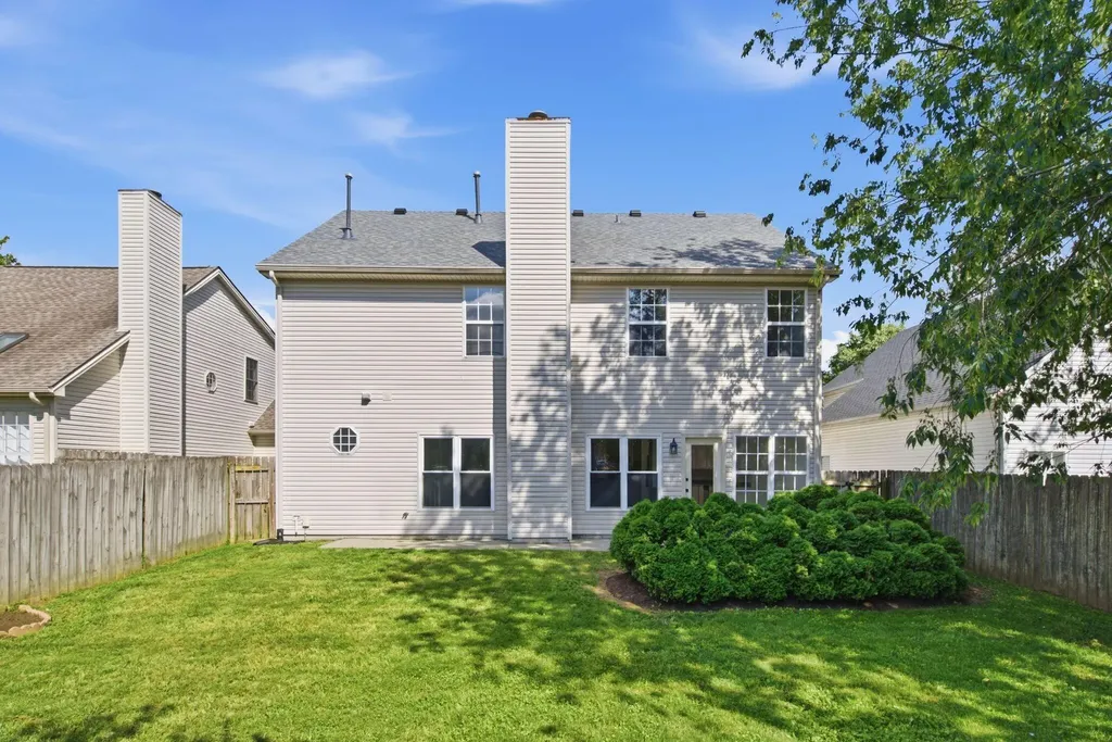 597 Hopewell Park Lexington KY 40511