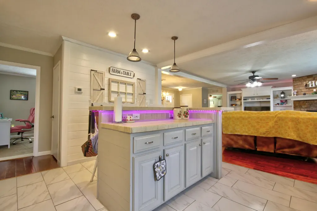 1838 Chaney Ridge Road London KY 40741