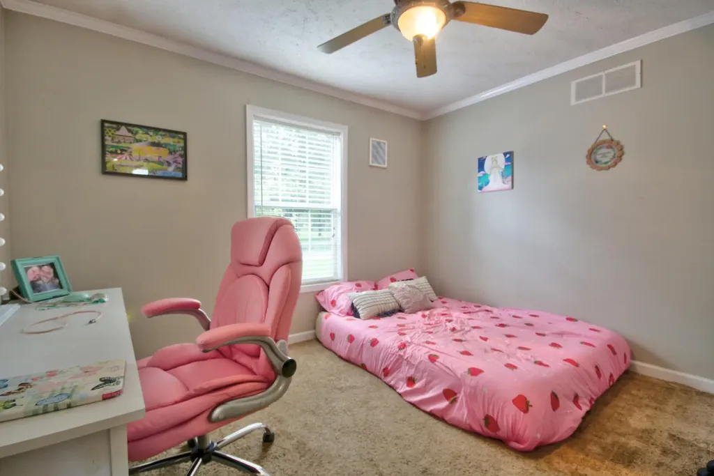 1838 Chaney Ridge Road London KY 40741