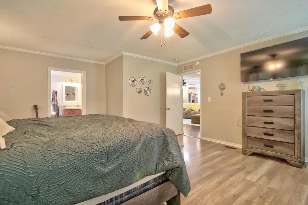 1838 Chaney Ridge Road London KY 40741