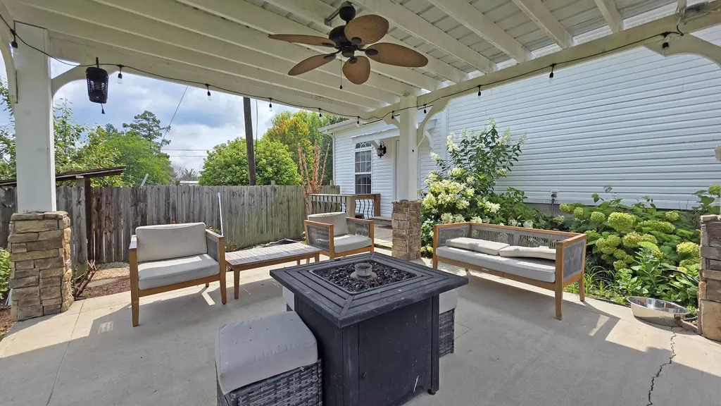 1838 Chaney Ridge Road London KY 40741