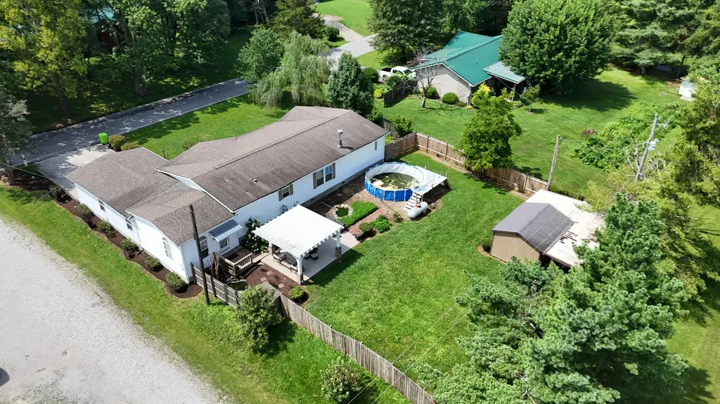 1838 Chaney Ridge Road London KY 40741