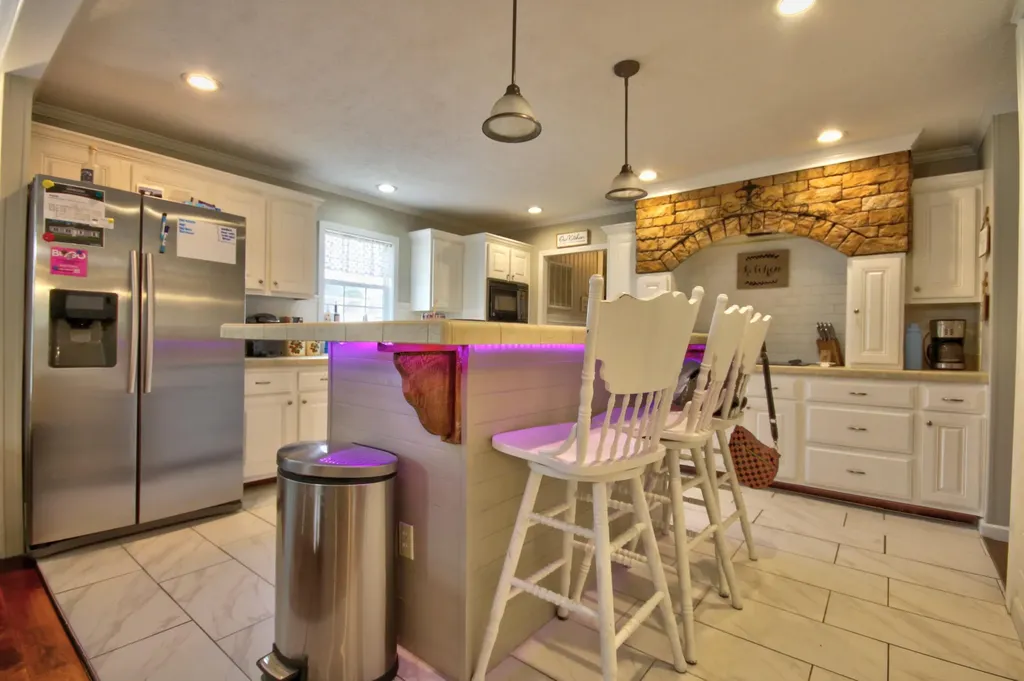 1838 Chaney Ridge Road London KY 40741