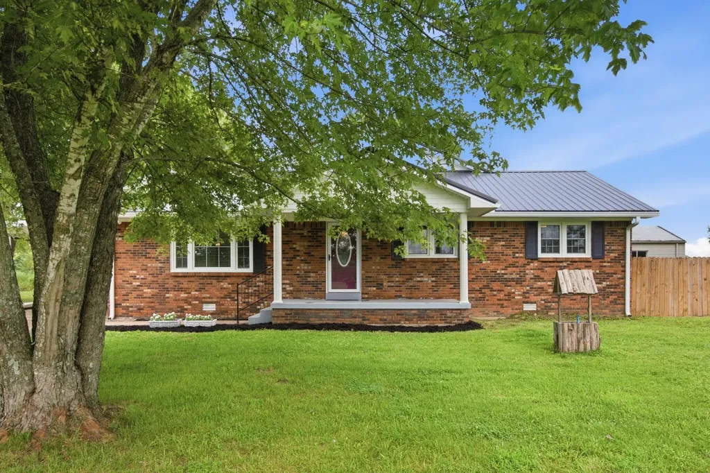 130 White Road Brownsville KY 42210