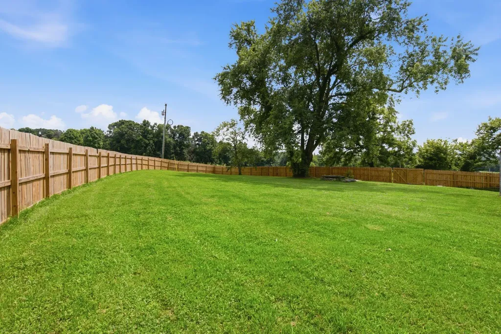 130 White Road Brownsville KY 42210