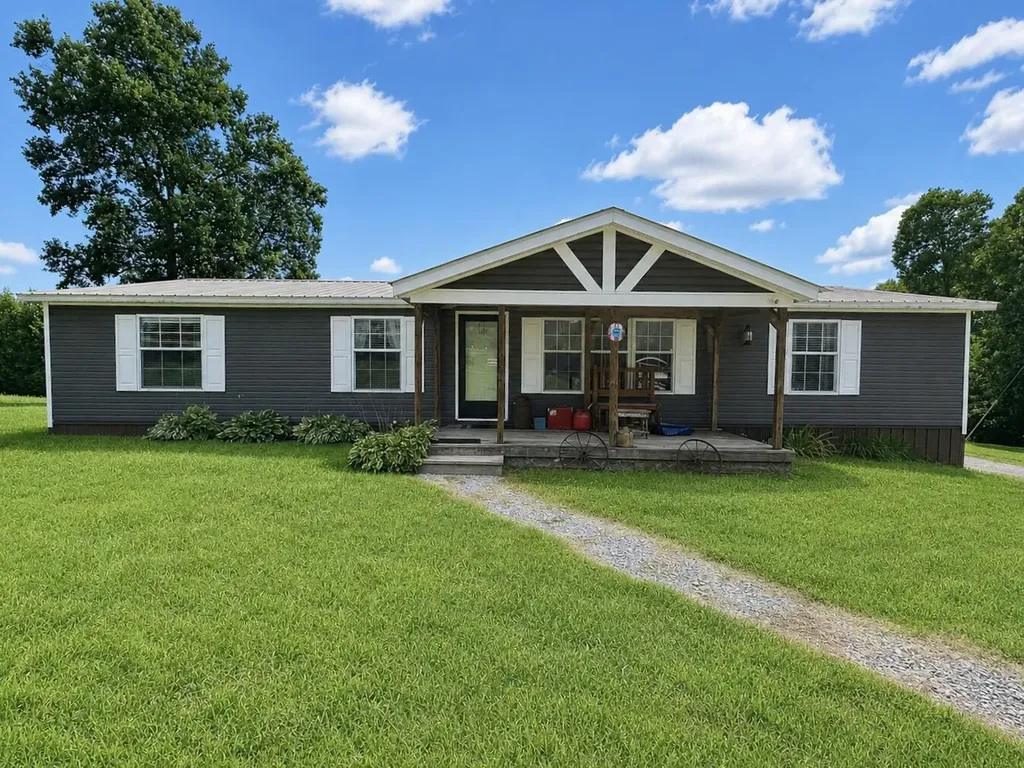 1951 Angel Ridge Road Hustonville KY 40437