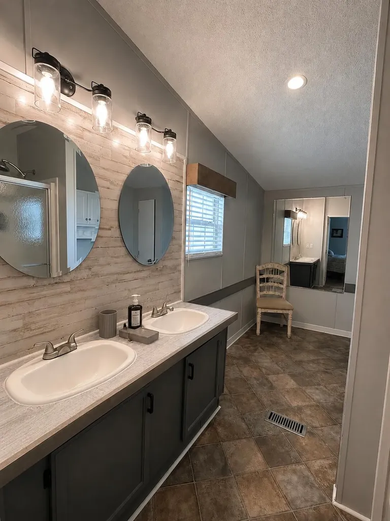 1951 Angel Ridge Road Hustonville KY 40437