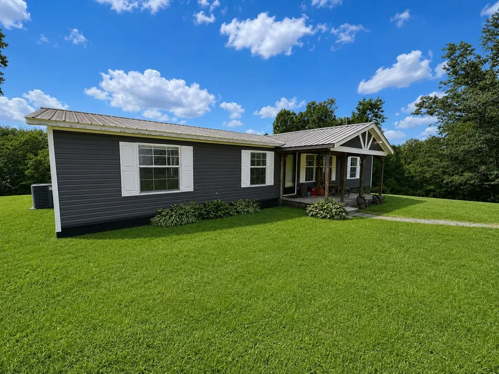 1951 Angel Ridge Road Hustonville KY 40437