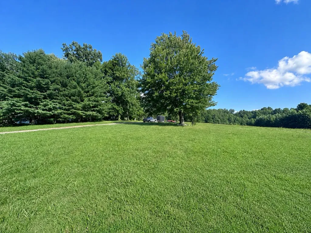 1951 Angel Ridge Road Hustonville KY 40437