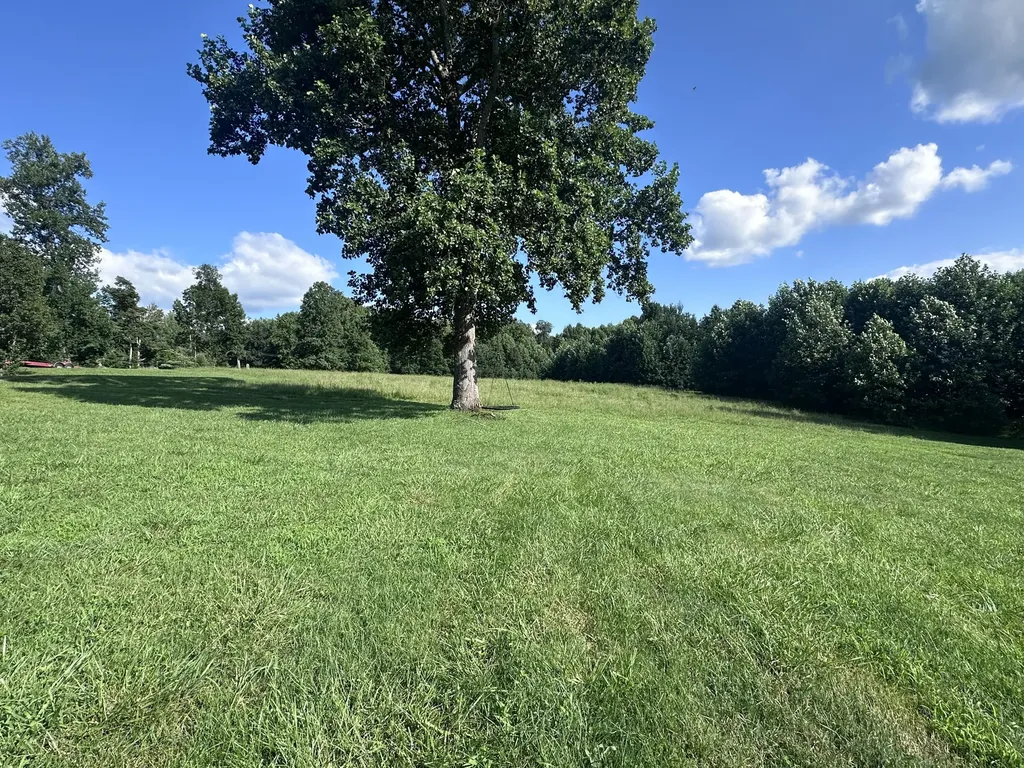 1951 Angel Ridge Road Hustonville KY 40437