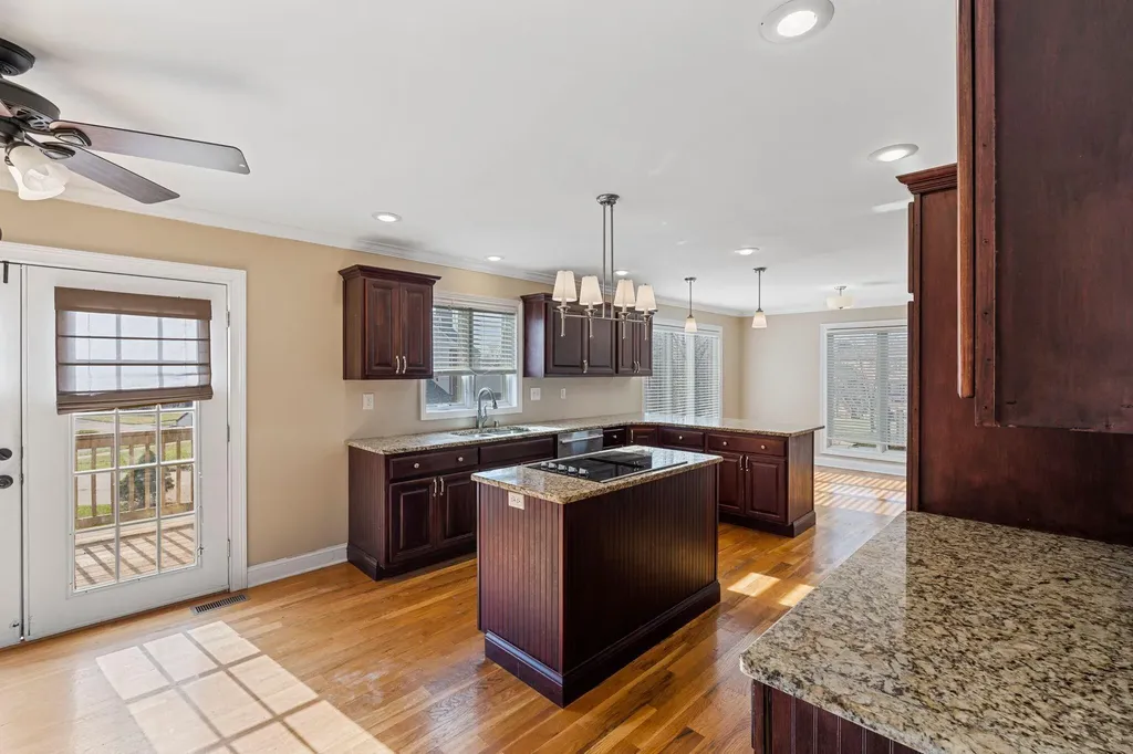 1116 Shagbark Lane Lexington KY 40515