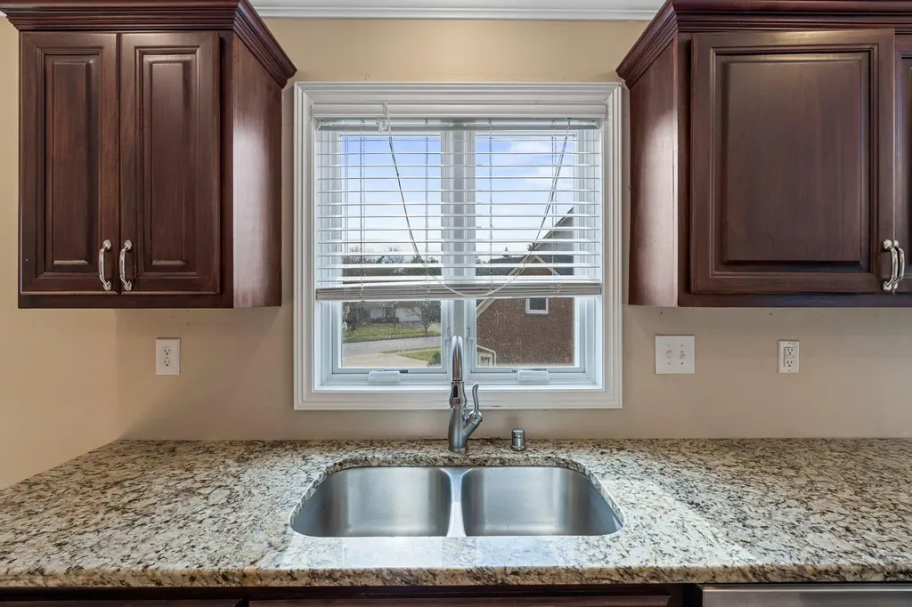 1116 Shagbark Lane Lexington KY 40515