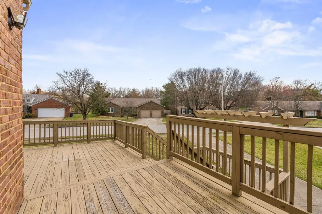 1116 Shagbark Lane Lexington KY 40515