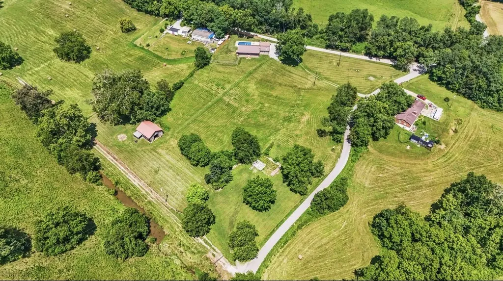 1780 Stoner-ephesus Road Winchester KY 40391