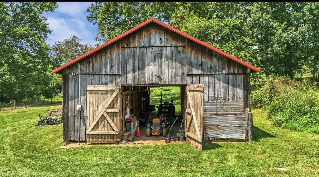 1780 Stoner-ephesus Road Winchester KY 40391