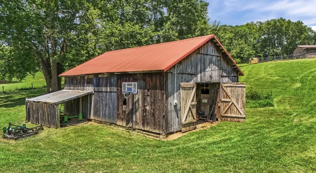 1780 Stoner-ephesus Road Winchester KY 40391
