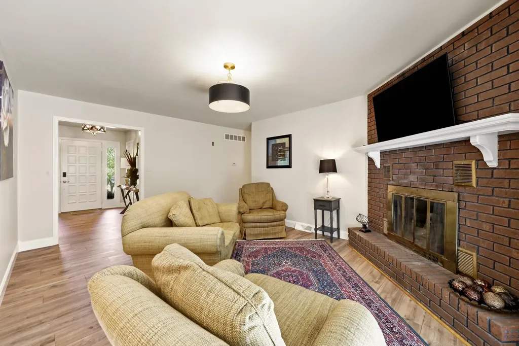 305 Redwood Drive Stanford KY 40484
