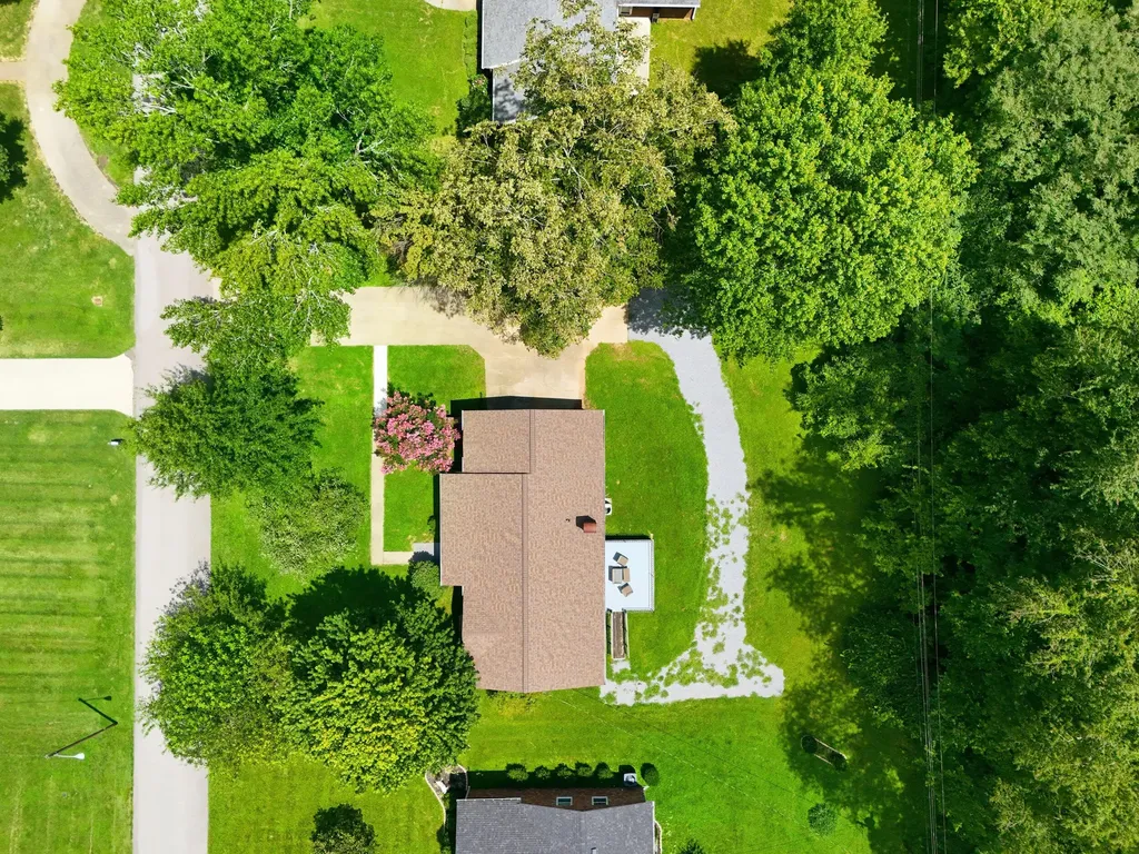 305 Redwood Drive Stanford KY 40484