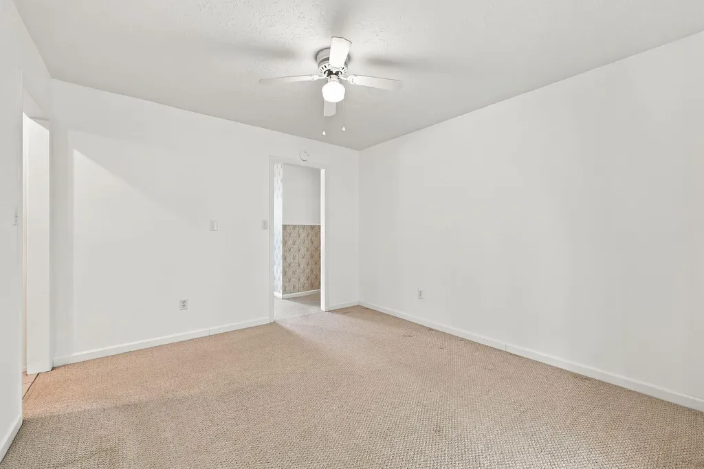 1100 Brush Creek Road Clay City KY 40312