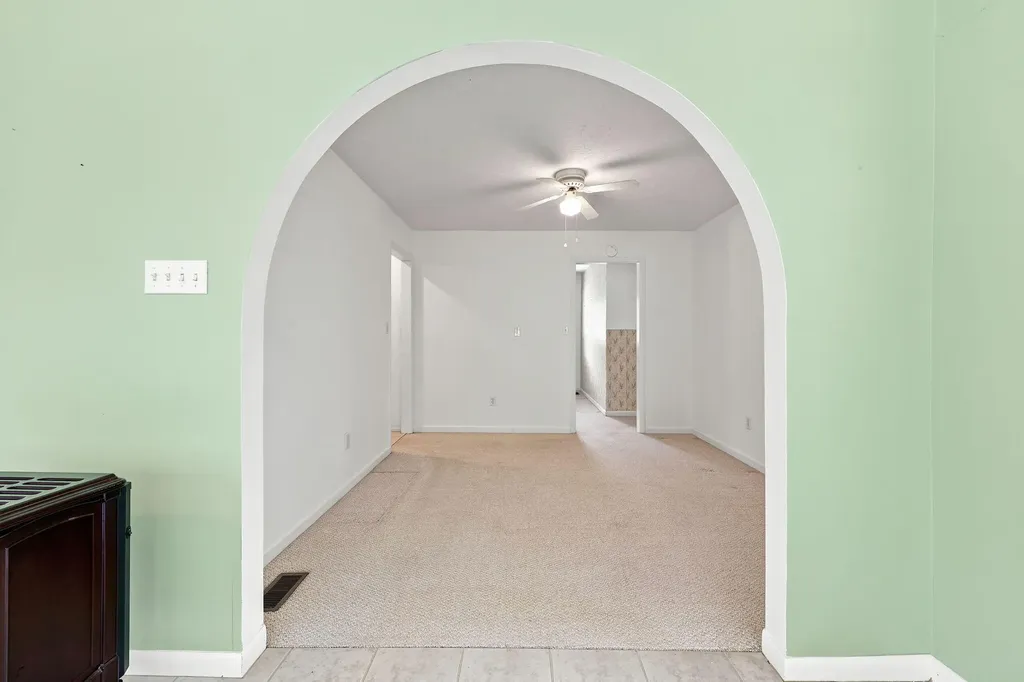 1100 Brush Creek Road Clay City KY 40312
