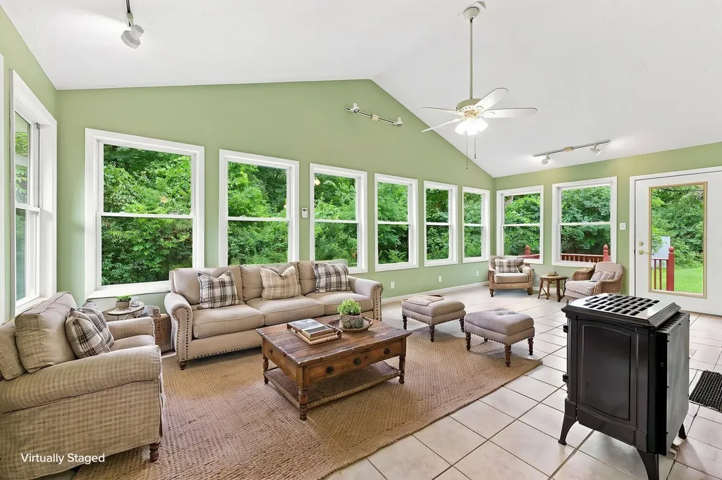 1100 Brush Creek Road Clay City KY 40312