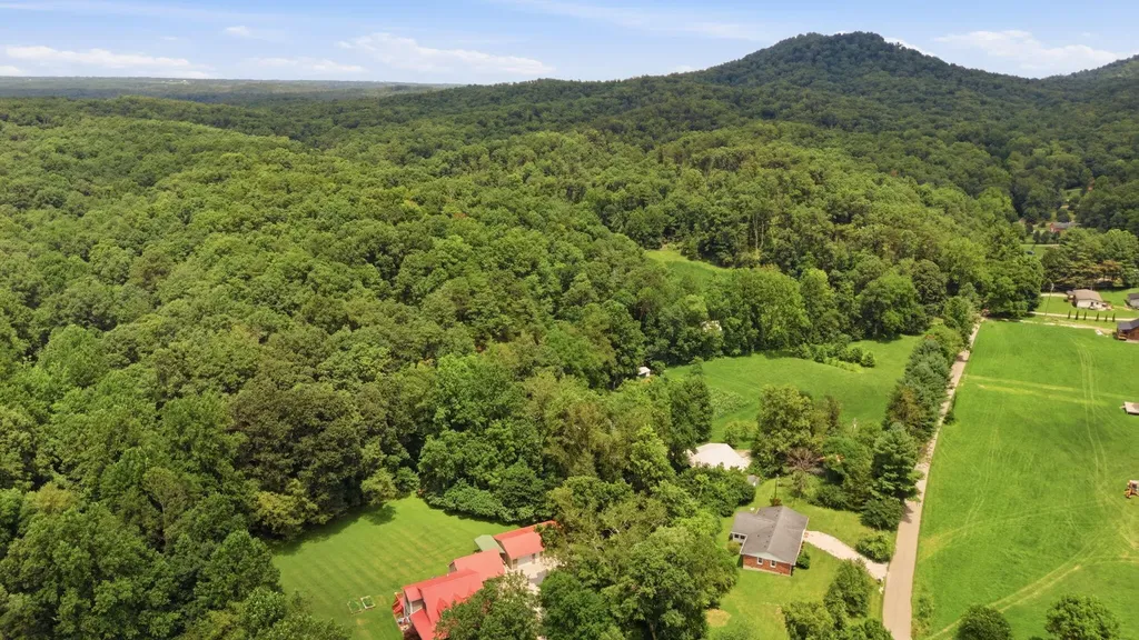 1100 Brush Creek Road Clay City KY 40312