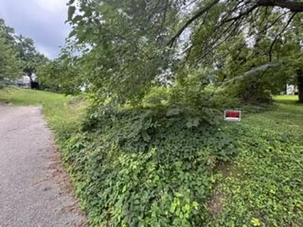109 Miller Street Somerset KY 42501