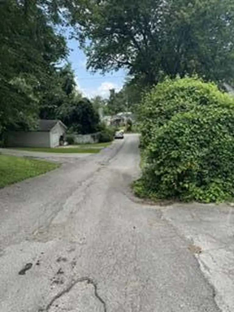 109 Miller Street Somerset KY 42501