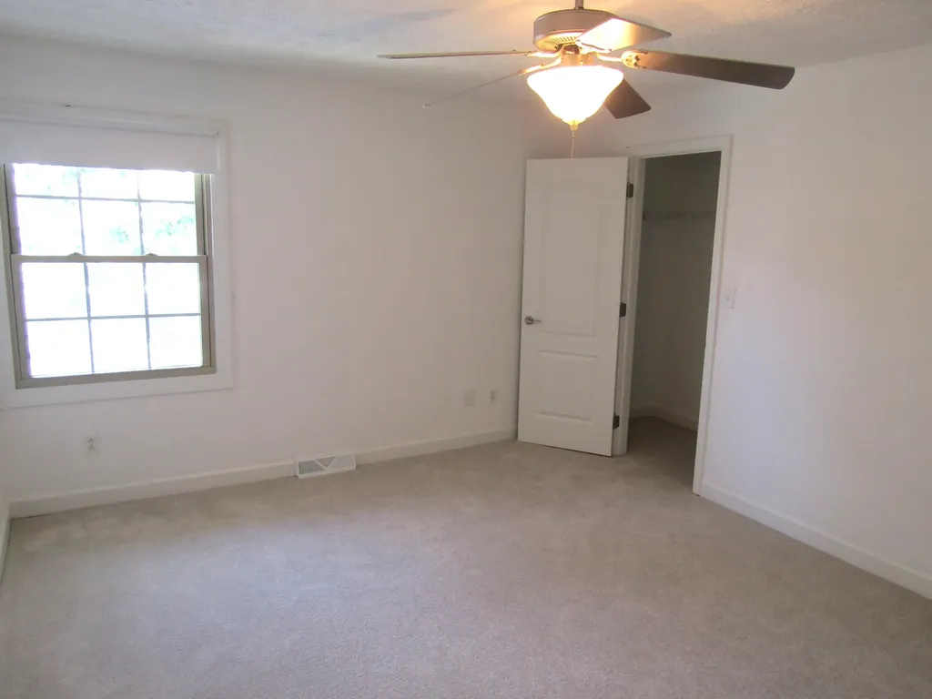 204 Regency Point Path Lexington KY 40503