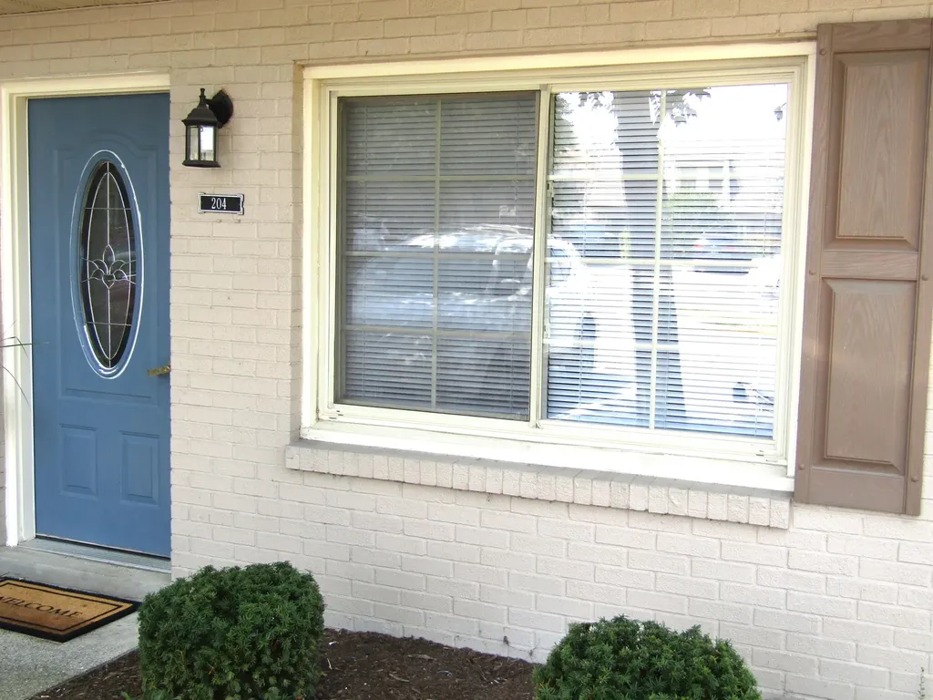 204 Regency Point Path Lexington KY 40503