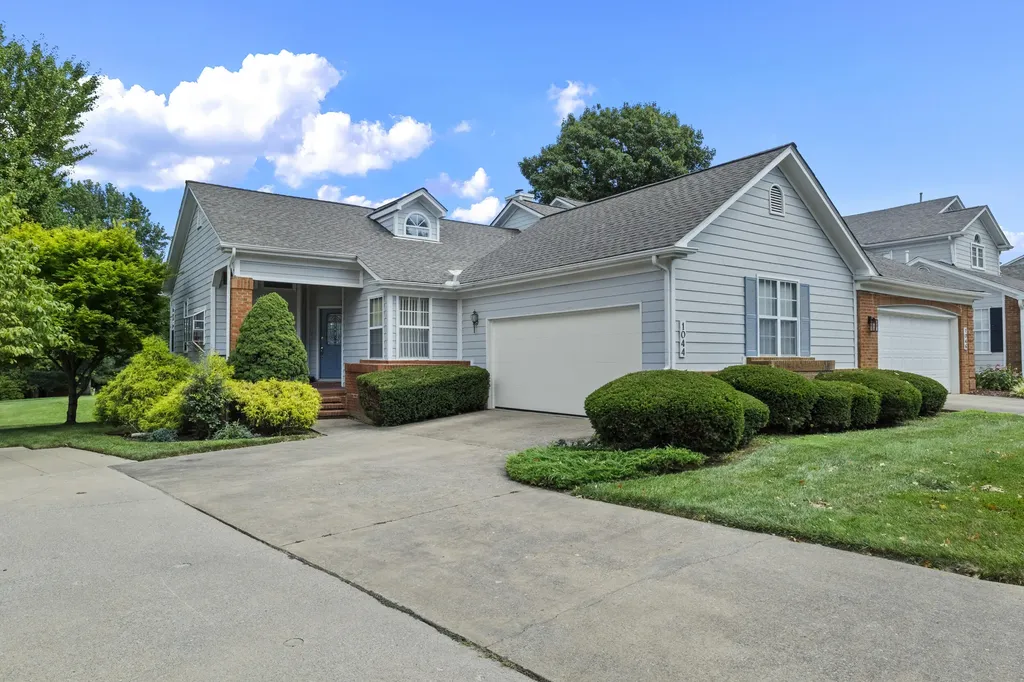1044 Griffin Gate Drive Lexington KY 40511