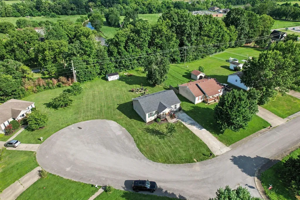 76 Cassie Court Stanford KY 40484