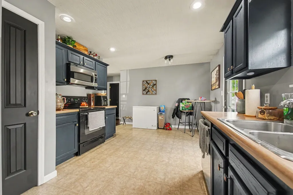 76 Cassie Court Stanford KY 40484