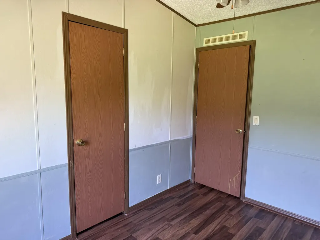 1090 Furnace Mountain Road Monticello KY 42633
