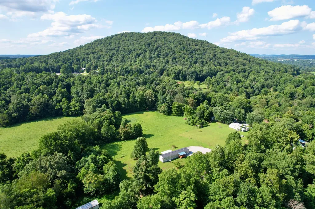 1090 Furnace Mountain Road Monticello KY 42633