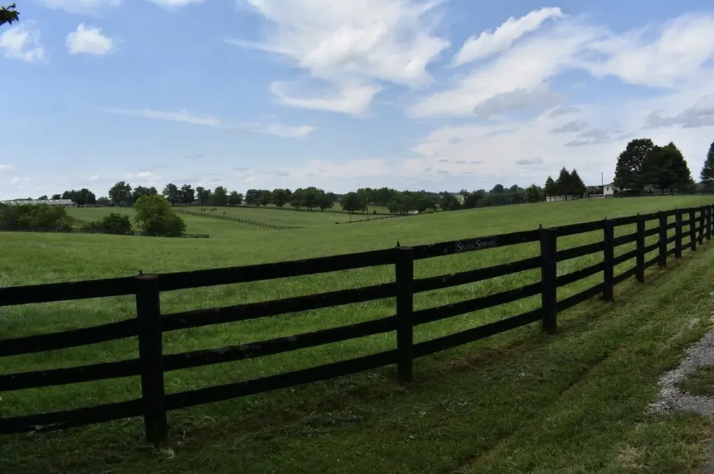 345 Brentsville Road Paris KY 40361
