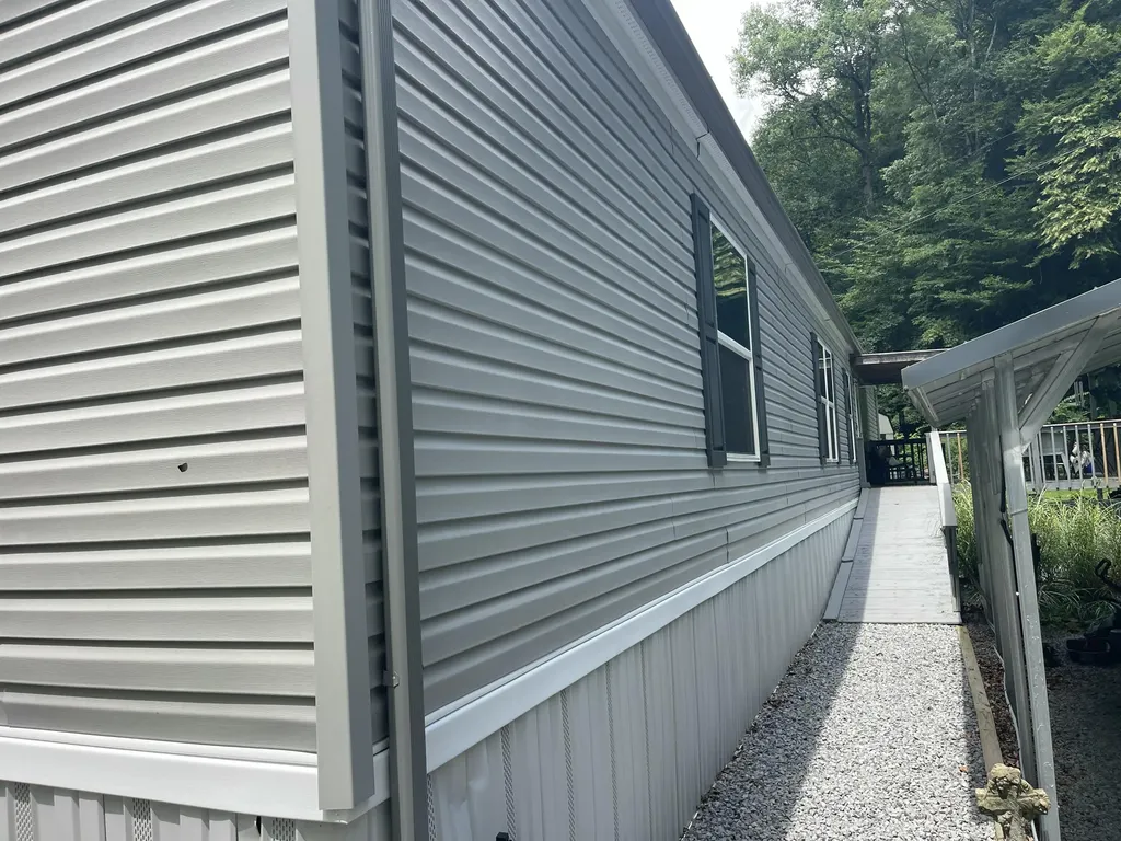 238 Coal Stone Branch Road Miracle KY 40856