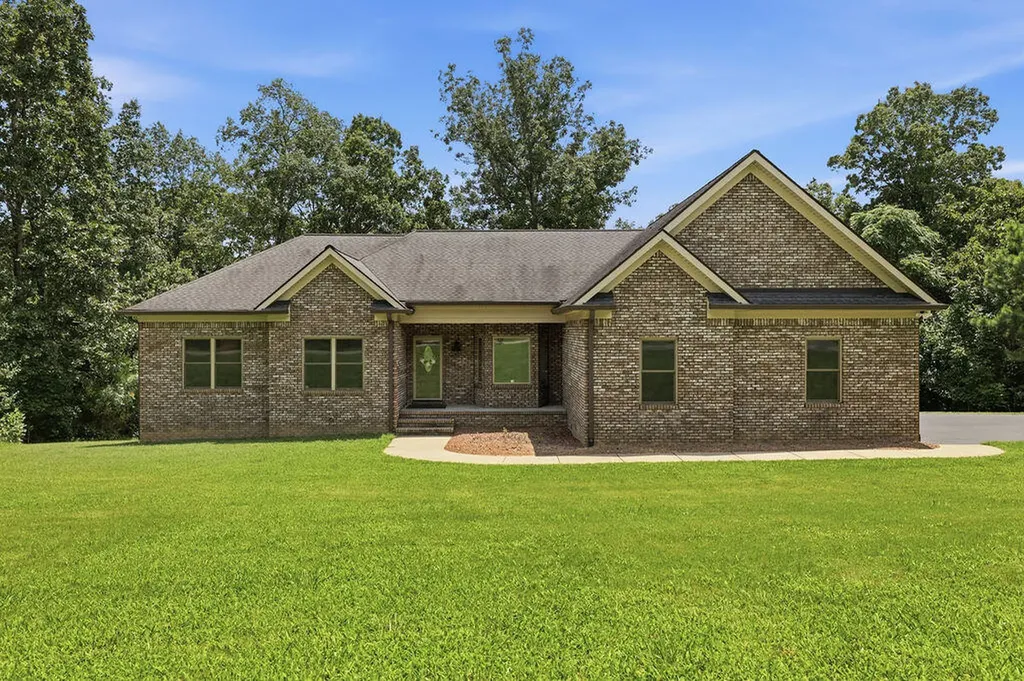 274 Haynes Cemetery Road Murray KY 42071