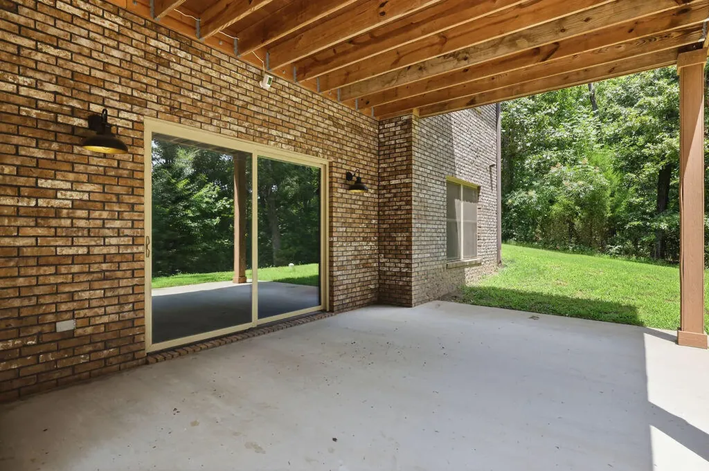 274 Haynes Cemetery Road Murray KY 42071
