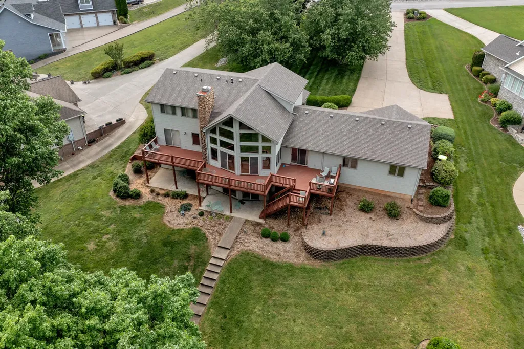 213 Sun Hill Circle Cadiz KY 42211