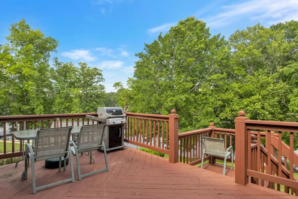 213 Sun Hill Circle Cadiz KY 42211