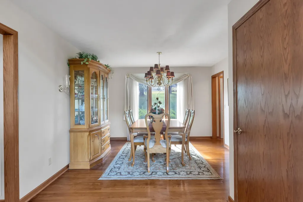 213 Sun Hill Circle Cadiz KY 42211